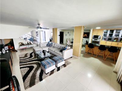 Casa de 3 alcobas en venta en El Golf, Barranquilla, 254 m² · foto 8 de 20