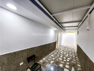 Apartamento de 3 alcobas en venta en Modelo, Barranquilla, 96 m² · foto 16 de 18