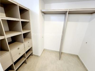 Apartamento de 3 alcobas en venta en Altos De Buenavista, Barranquilla, 102 m² · foto 12 de 20