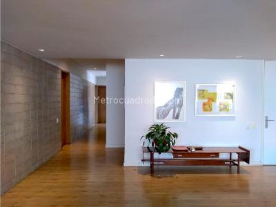 Apartamento de 3 alcobas en venta en Centenario, Cali, 300 m² · foto 9 de 19