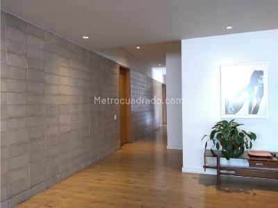 Apartamento de 3 alcobas en venta en Centenario, Cali, 300 m² · foto 10 de 19