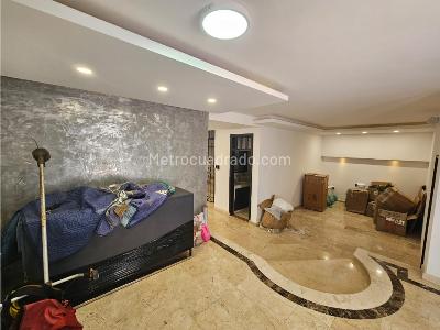 Casa de 4 alcobas en venta en Altos De Riomar, Barranquilla, 493 m² · foto 3 de 20