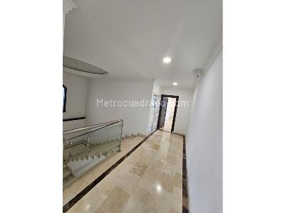 Casa de 4 alcobas en venta en Altos De Riomar, Barranquilla, 493 m² · foto 12 de 20