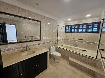 Casa de 4 alcobas en venta en Altos De Riomar, Barranquilla, 493 m² · foto 17 de 20