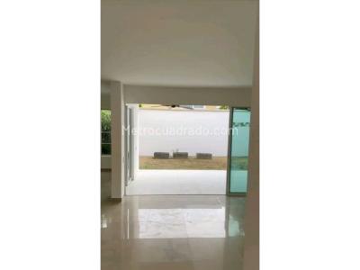 Casa de 3 alcobas en venta en Castellana Real, Barranquilla, 350 m² · foto 2 de 16
