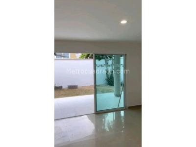 Casa de 3 alcobas en venta en Castellana Real, Barranquilla, 350 m² · foto 3 de 16