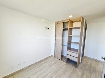Apartamento de 2 alcobas en venta en Ciudad Mallorquin, Barranquilla, 69 m² · foto 14 de 17