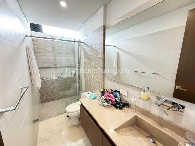 Apartamento de 3 alcobas en venta en Alto Prado, Barranquilla, 182 m² · foto 15 de 20