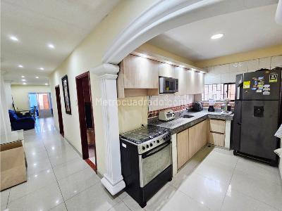 Casa de 5 alcobas en venta en Buena Esperanza, Barranquilla, 214 m² · foto 9 de 20