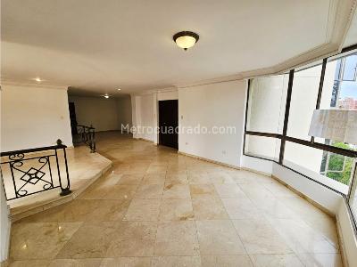 Apartamento de 3 alcobas en venta en Alto Prado, Barranquilla, 172 m² · foto 2 de 20