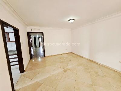 Apartamento de 3 alcobas en venta en Alto Prado, Barranquilla, 172 m² · foto 4 de 20