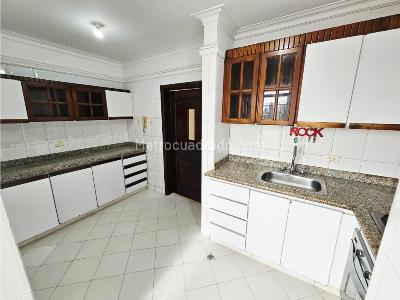 Apartamento de 3 alcobas en venta en Alto Prado, Barranquilla, 172 m² · foto 9 de 20