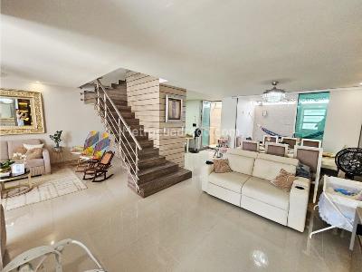 Casa en venta en Ciudad Jardin, Barranquilla · foto 2 de 20