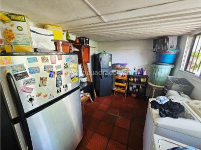 Casa de 5 alcobas en venta en Paraiso, Barranquilla, 239 m² · foto 19 de 20