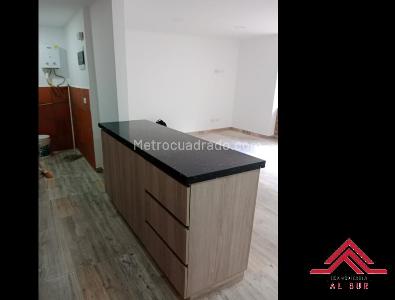 Apartamento de 2 alcobas en venta en El Poblado Loma Del Indio, Medellín, 77 m² · foto 7 de 20