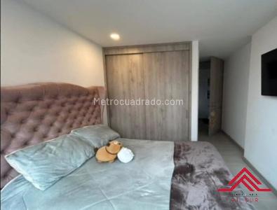 Apartamento de 3 alcobas en venta en Loma De Los Mesa, Envigado, 101 m² · foto 10 de 16