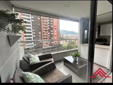 Apartamento de 3 alcobas en venta en Loma De Los Mesa, Envigado, 101 m² · foto 5 de 16