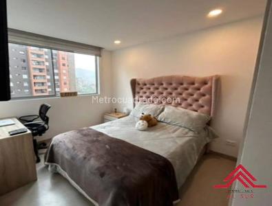 Apartamento de 3 alcobas en venta en Loma De Los Mesa, Envigado, 101 m² · foto 9 de 16