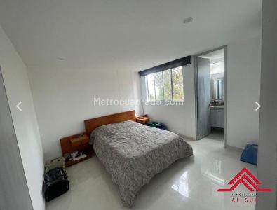 Apartamento en venta en Loma Del Esmeraldal, Envigado · foto 12 de 17
