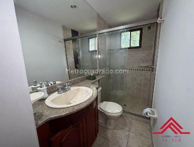 Casa de 3 alcobas en venta en Cumbres, Envigado, 243 m² · foto 10 de 17