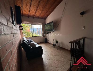 Casa de 3 alcobas en venta en Cumbres, Envigado, 243 m² · foto 11 de 17