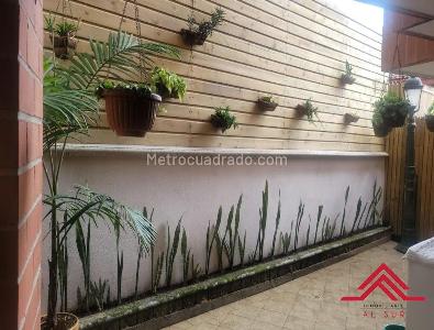 Casa de 3 alcobas en venta en Cumbres, Envigado, 243 m² · foto 16 de 17