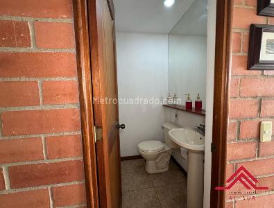 Casa de 3 alcobas en venta en Cumbres, Envigado, 243 m² · foto 17 de 17