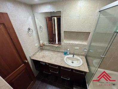 Casa de 3 alcobas en venta en Cumbres, Envigado, 243 m² · foto 7 de 17