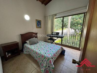 Casa de 3 alcobas en venta en Cumbres, Envigado, 243 m² · foto 8 de 17