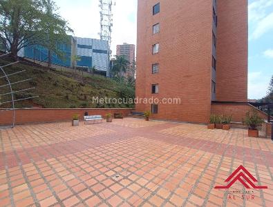 Apartamento de 2 alcobas en venta en El Poblado Loma Del Indio, Medellín, 67 m² · foto 18 de 18