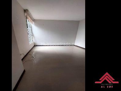 Apartamento de 3 alcobas en venta en Loma De San Julian, Medellín, 77 m² · foto 7 de 20