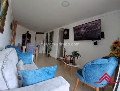 Apartamento de 2 alcobas en venta en El Poblado Loma Del Indio, Medellín, 55 m² · foto 4 de 11