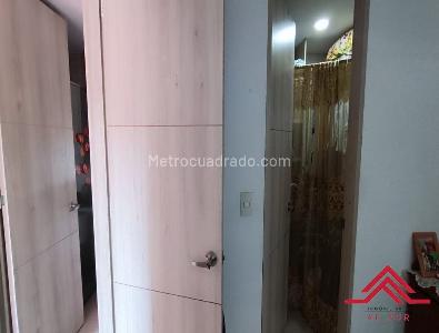 Apartamento en venta en Loma De Los Bernal, Medellín · foto 10 de 20