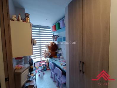 Apartamento de 3 alcobas en venta en El Poblado Castropol, Medellín, 150 m² · foto 11 de 17