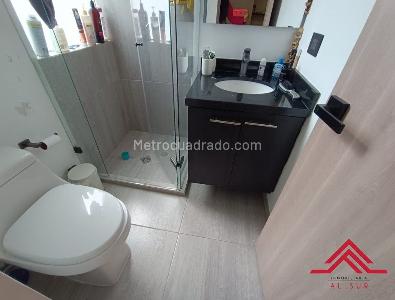 Apartamento de 3 alcobas en venta en El Poblado Castropol, Medellín, 150 m² · foto 13 de 17