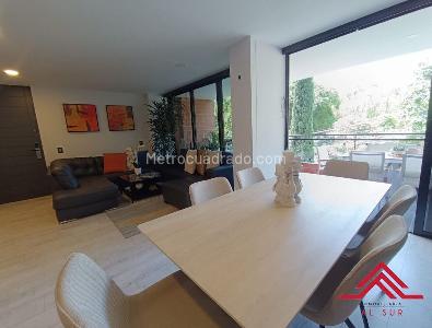 Apartamento de 3 alcobas en venta en El Poblado Castropol, Medellín, 150 m² · foto 3 de 17