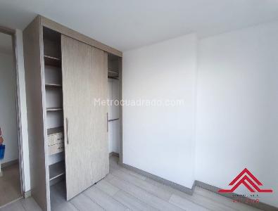 Apartamento de 3 alcobas en venta en San Remo, Sabaneta, 66 m² · foto 10 de 20