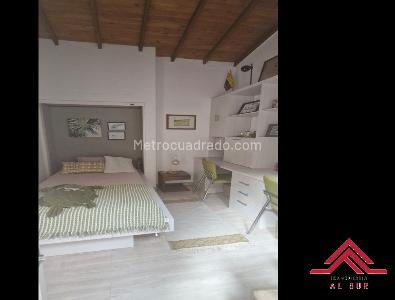 Casa de 3 alcobas en venta en Loma Del Barro, Envigado, 156 m² · foto 11 de 17