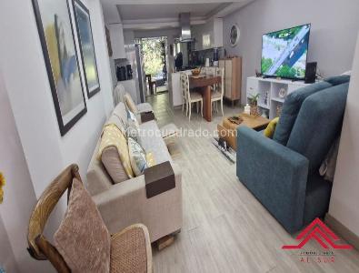 Casa de 3 alcobas en venta en Loma Del Barro, Envigado, 156 m² · foto 15 de 17