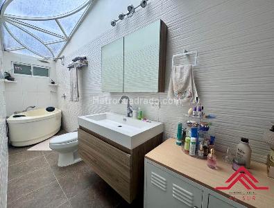 Casa de 3 alcobas en venta en Loma Del Barro, Envigado, 156 m² · foto 4 de 17
