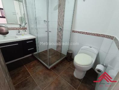 Casa de 4 alcobas en venta en Los Alcázares, Sabaneta, 200 m² · foto 13 de 20