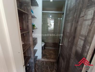 Casa de 4 alcobas en venta en Los Alcázares, Sabaneta, 200 m² · foto 14 de 20