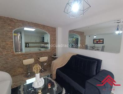 Casa de 4 alcobas en venta en Los Alcázares, Sabaneta, 200 m² · foto 2 de 20