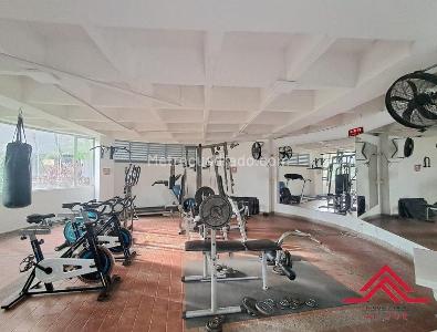 Apartamento de 2 alcobas en venta en El Poblado Loma Del Indio, Medellín, 79 m² · foto 16 de 19