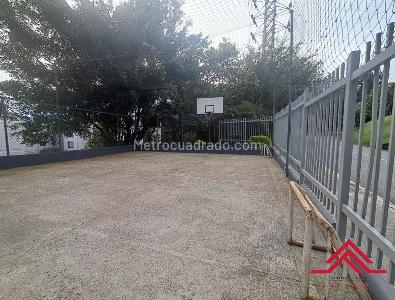 Apartamento de 2 alcobas en venta en El Poblado Loma Del Indio, Medellín, 79 m² · foto 17 de 19