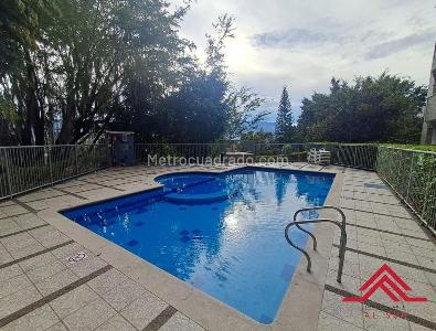 Apartamento de 2 alcobas en venta en El Poblado Loma Del Indio, Medellín, 79 m² · foto 18 de 19