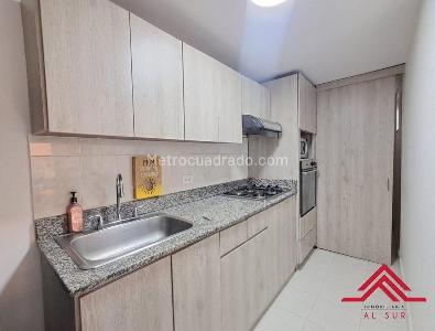 Apartamento de 2 alcobas en venta en El Poblado Loma Del Indio, Medellín, 79 m² · foto 5 de 19