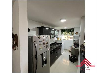 Apartamento de 3 alcobas en venta en Loma Del Indio Poblado, Medellín, 74 m² · foto 4 de 19