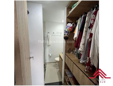 Apartamento de 3 alcobas en venta en Loma Del Indio Poblado, Medellín, 74 m² · foto 9 de 19