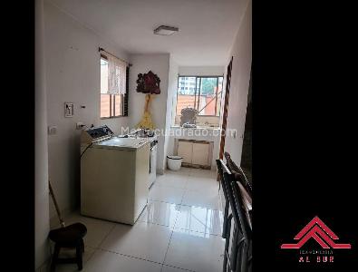 Apartamento de 3 alcobas en venta en El Poblado Oviedo, Medellín, 144 m² · foto 9 de 20